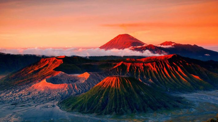 Mount Bromo Sunset Tour from Surabaya, Malang, Banyuwangi