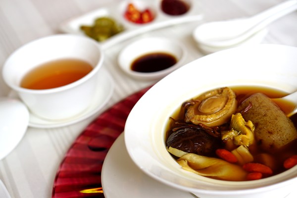 Regent-Singapore-Summer-Palace-Imperial-Feast-Chinese-New-Year-2016-Mini-Buddha-Jump-Over-the-Wall