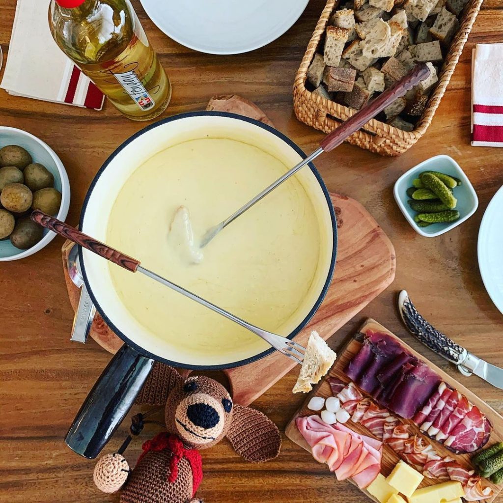 瑞士乳酪鍋 Cheese Fondue - 旅人的盛宴 Foods